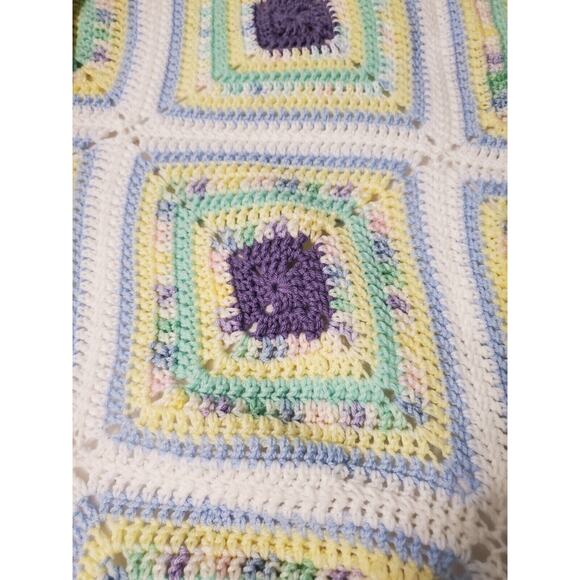 47"×47" Hand-made OOAK Crocheted Baby Blanket Multi-colored Pastels - Picture 4 of 4